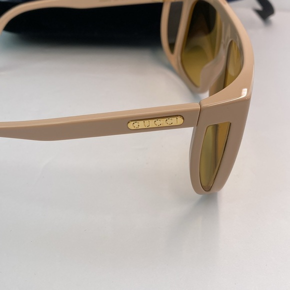 💯- New Authentic Gucci Gucci Beige GG0467S 005 Rectangular Sunglasses - Picture 10 of 15